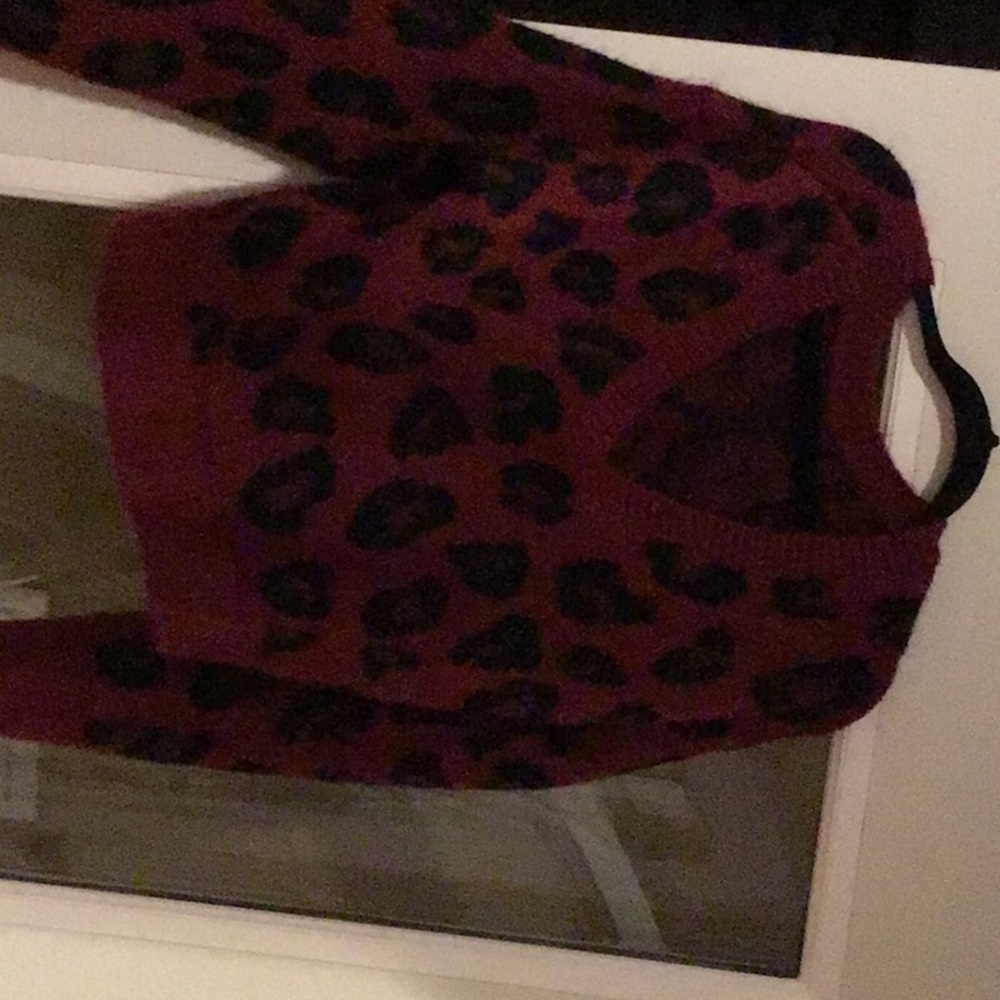 Pink sweater - Picture 2 of 2